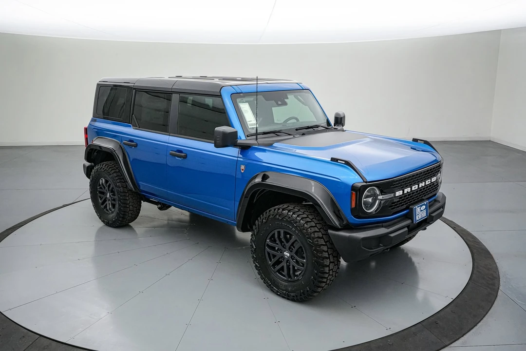 2026 Ford Bronco 6th Gen - Image 2 of 21