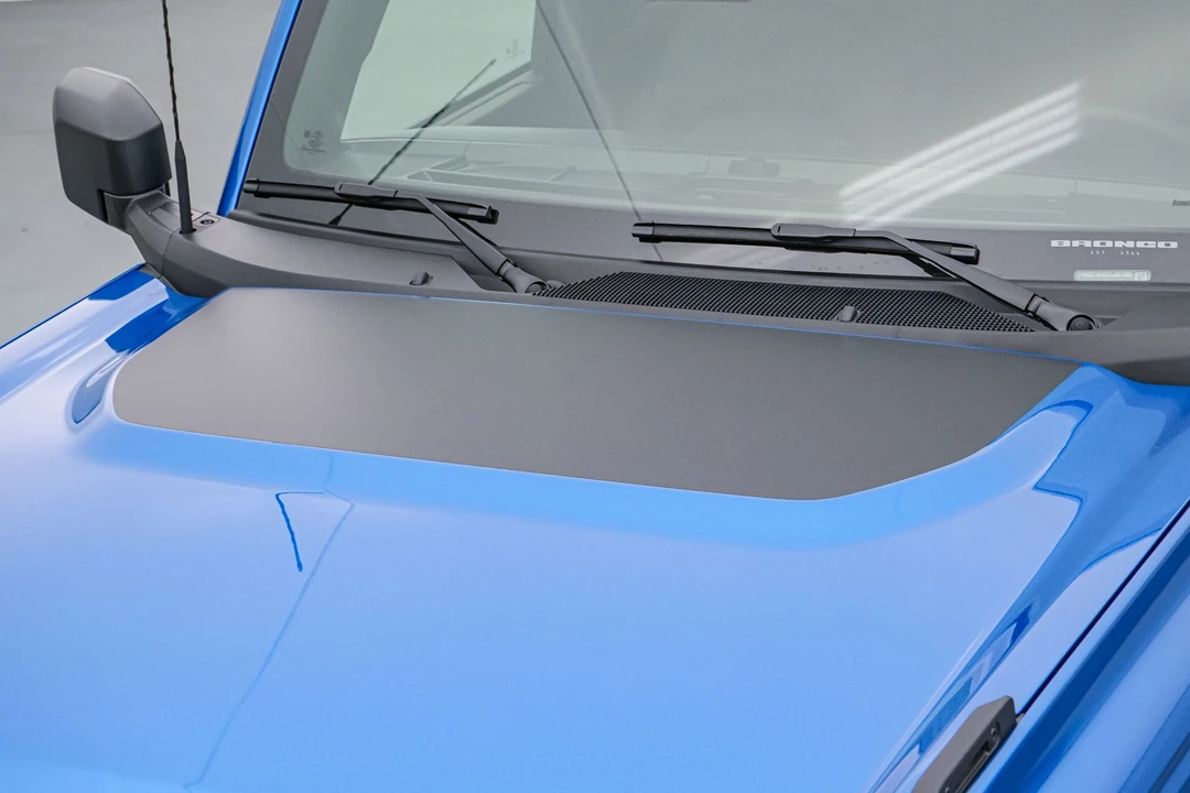 2026 Ford Bronco 6th Gen - Image 14 of 31