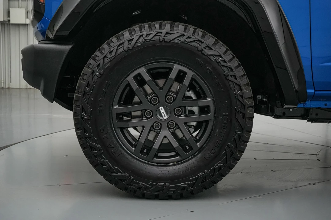 2026 Ford Bronco 6th Gen - Image 13 of 31