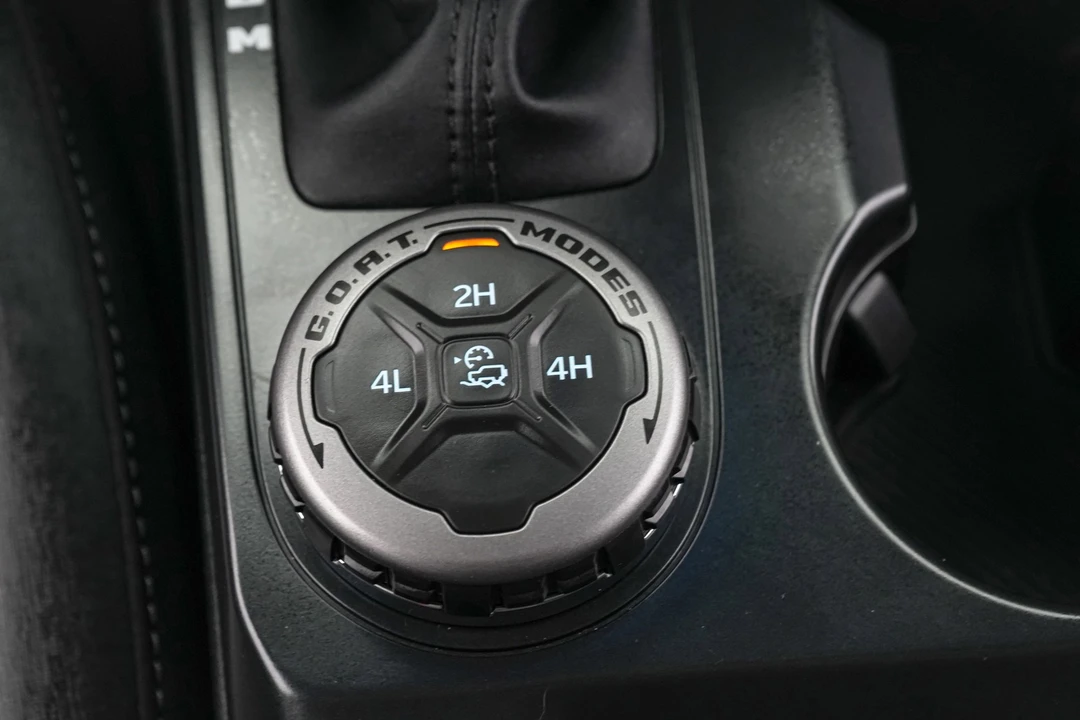 2026 Ford Bronco 6th Gen - Image 26 of 31