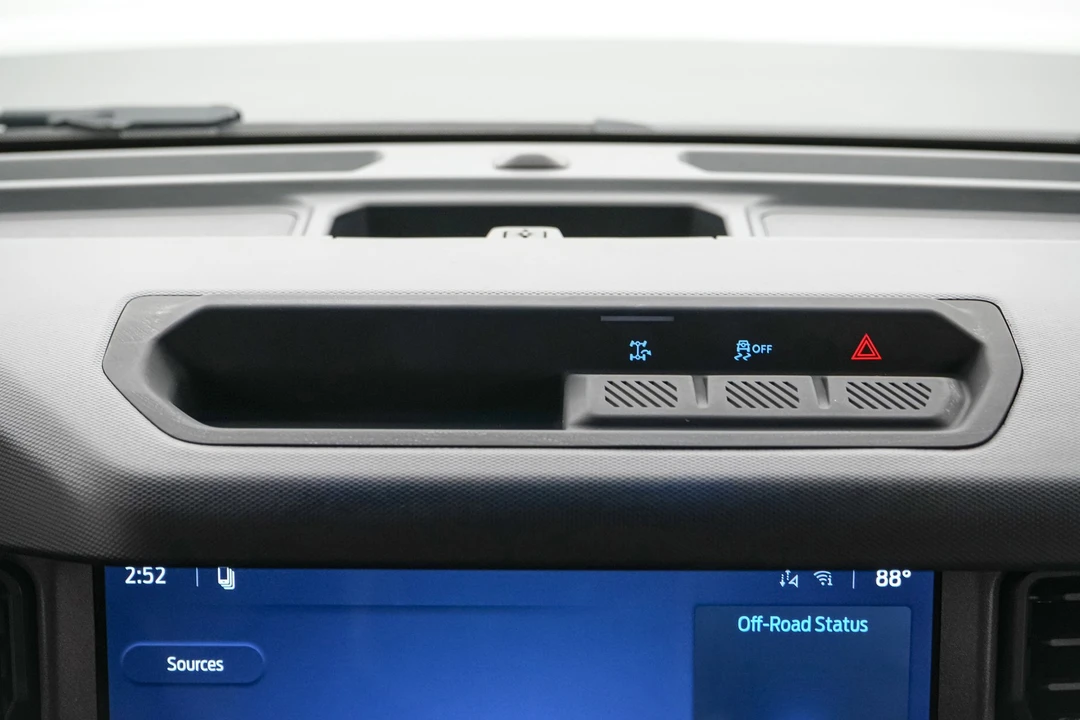 2026 Ford Bronco 6th Gen - Image 24 of 31