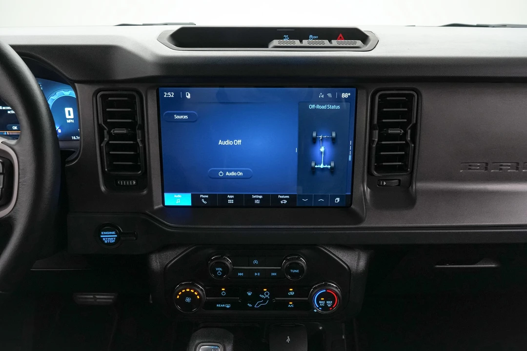 2026 Ford Bronco 6th Gen - Image 23 of 31