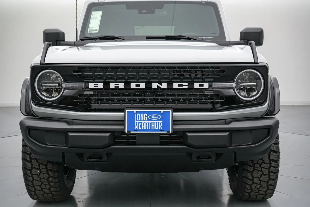 2026 Ford Bronco 6th Gen - Image 15 of 31