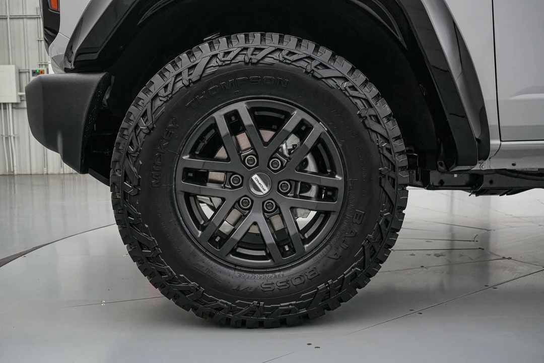 2026 Ford Bronco 6th Gen - Image 11 of 21