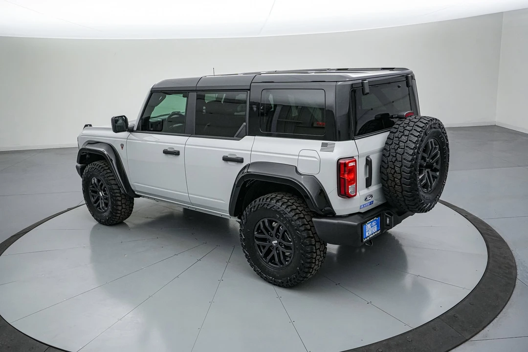 2026 Ford Bronco 6th Gen - Image 9 of 31