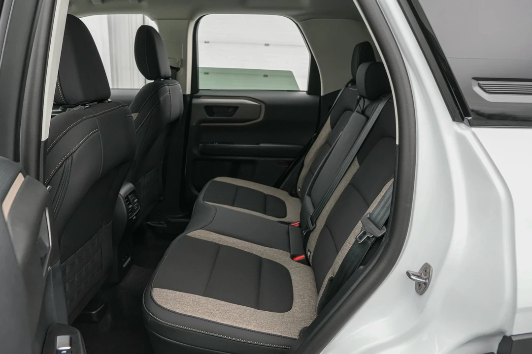 2026 Ford Bronco 6th Gen - Image 21 of 28