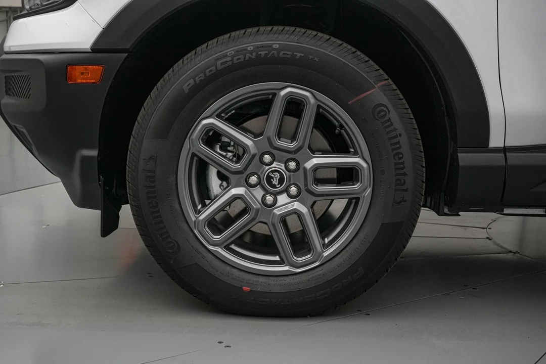 2026 Ford Bronco 6th Gen - Image 11 of 28