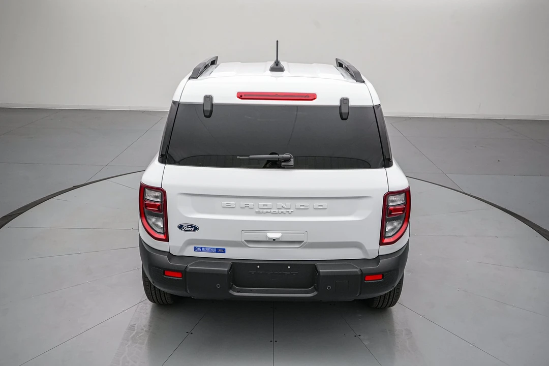 2026 Ford Bronco 6th Gen - Image 6 of 28