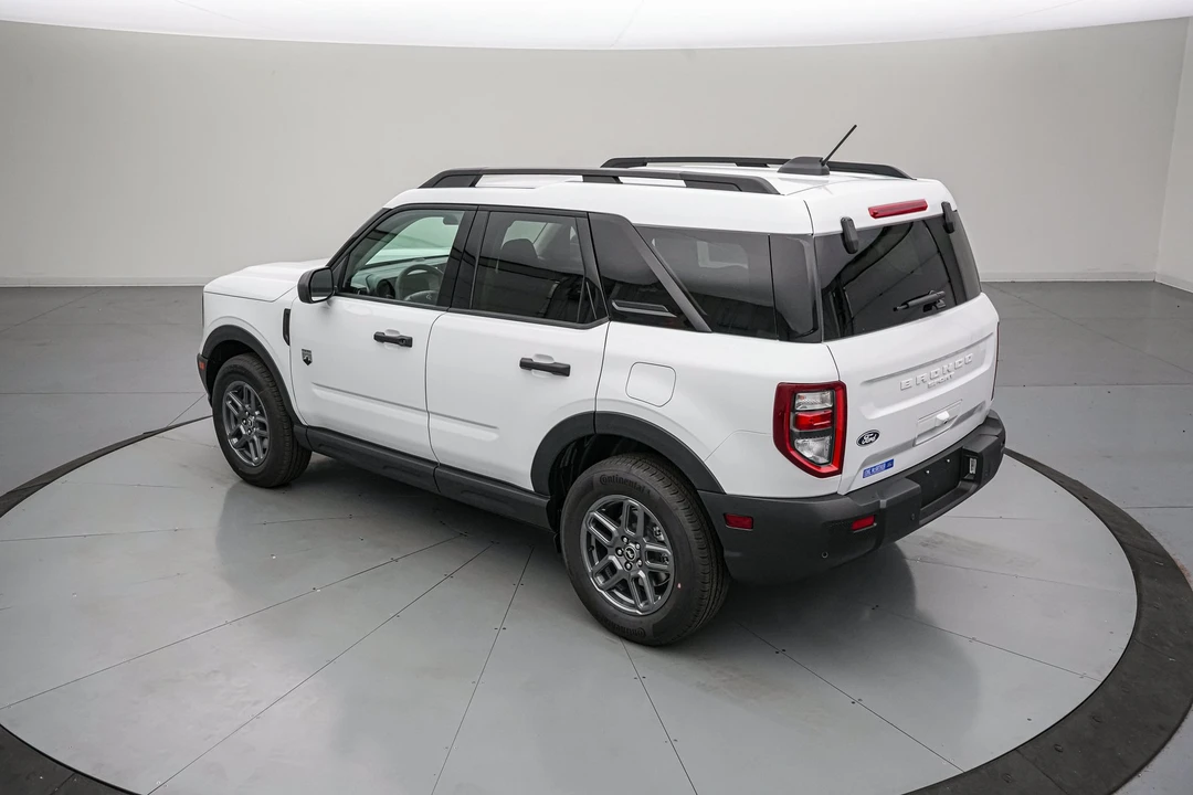 2026 Ford Bronco 6th Gen - Image 7 of 28