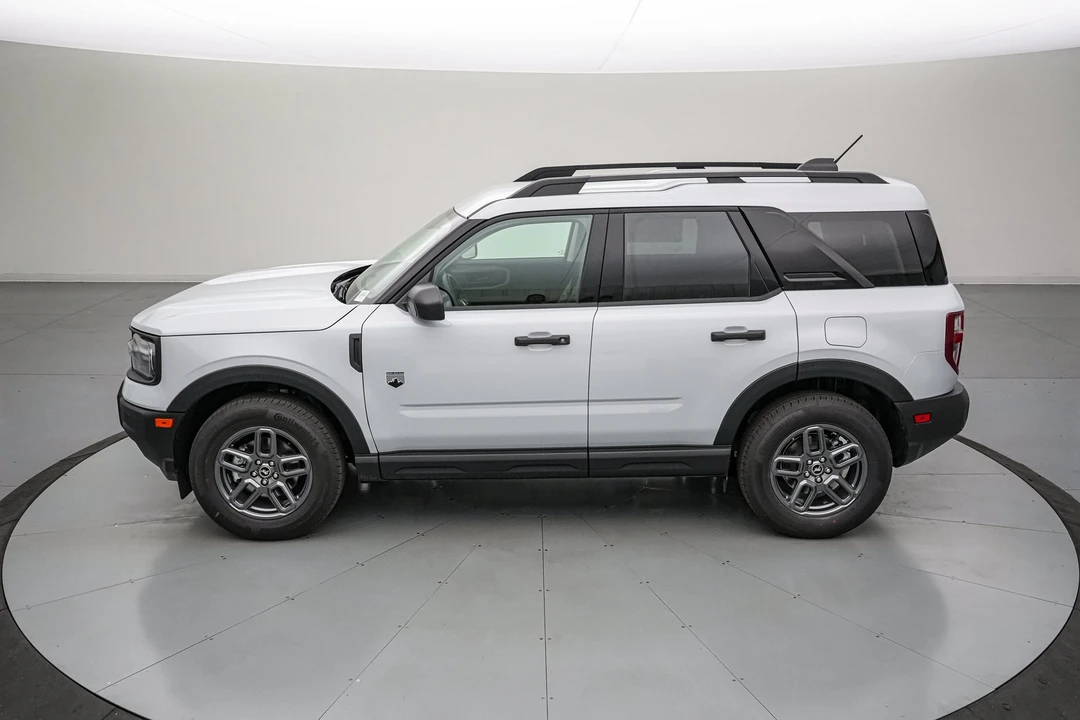 2026 Ford Bronco 6th Gen - Image 8 of 27