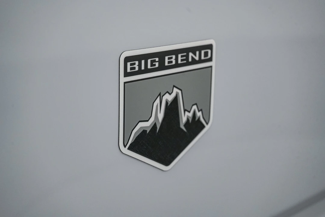 2026 Ford Bronco 6th Gen - Image 12 of 27