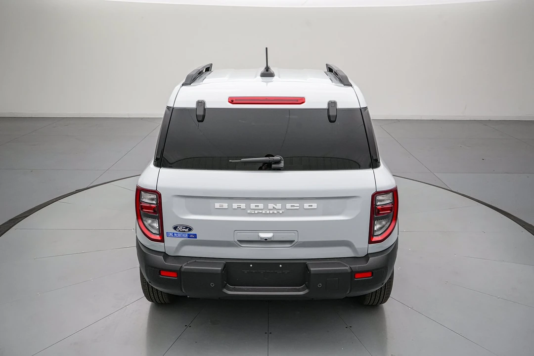 2026 Ford Bronco 6th Gen - Image 6 of 27