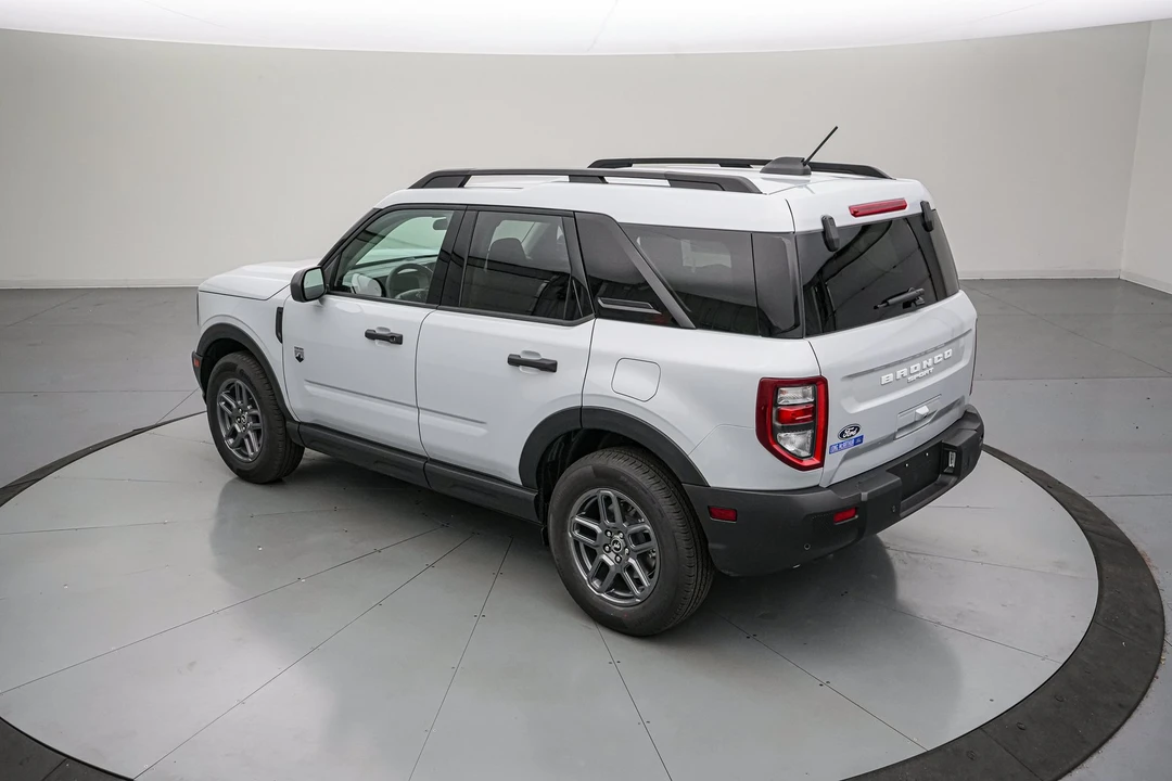 2026 Ford Bronco 6th Gen - Image 7 of 27