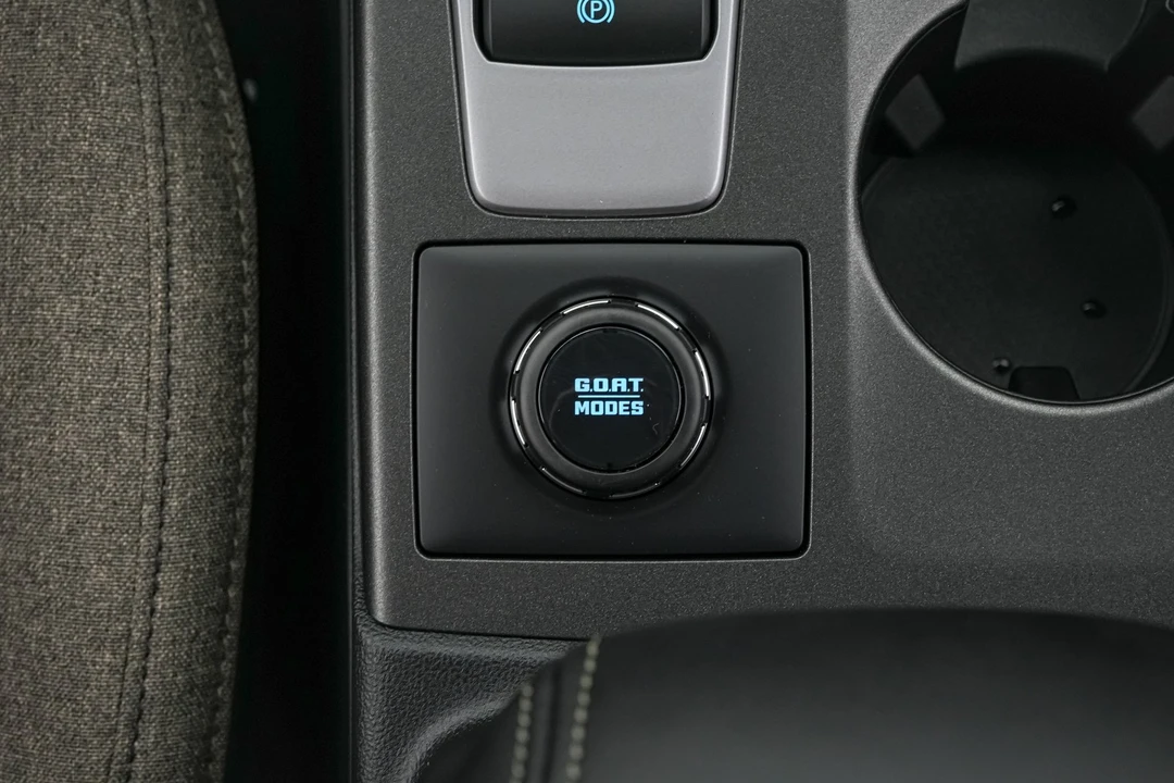 2026 Ford Bronco 6th Gen - Image 18 of 28