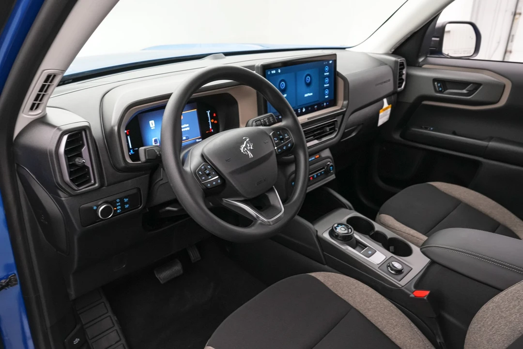 2026 Ford Bronco 6th Gen - Image 14 of 28