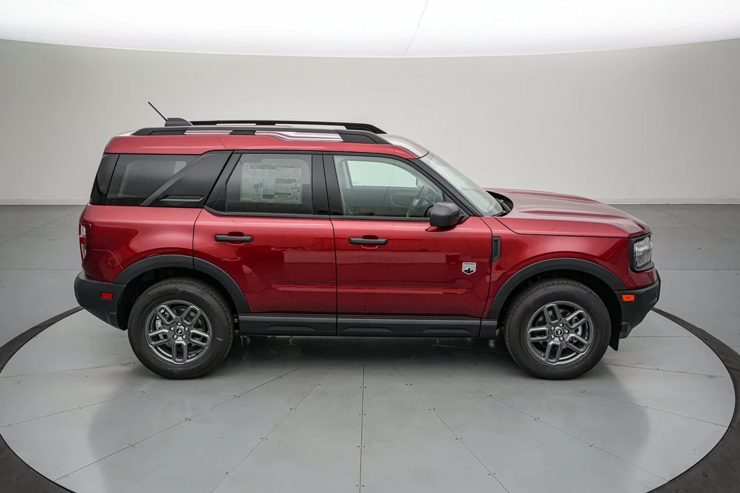 2026 Ford Bronco 6th Gen - Image 4 of 27
