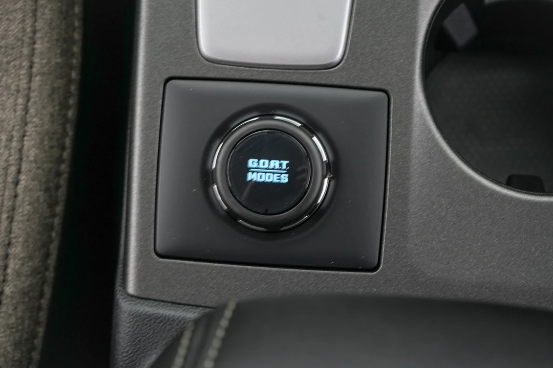 2026 Ford Bronco 6th Gen - Image 18 of 27