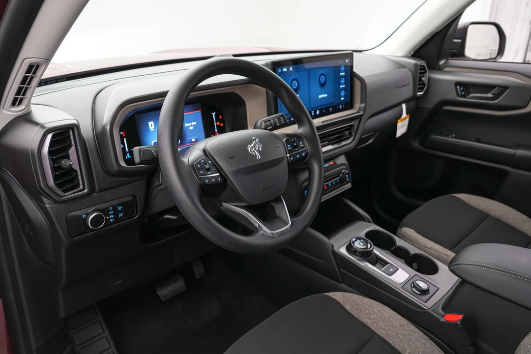 2026 Ford Bronco 6th Gen - Image 14 of 28