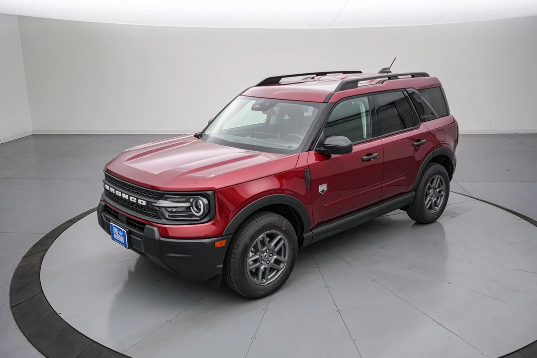 2026 Ford Bronco 6th Gen - Image 9 of 28