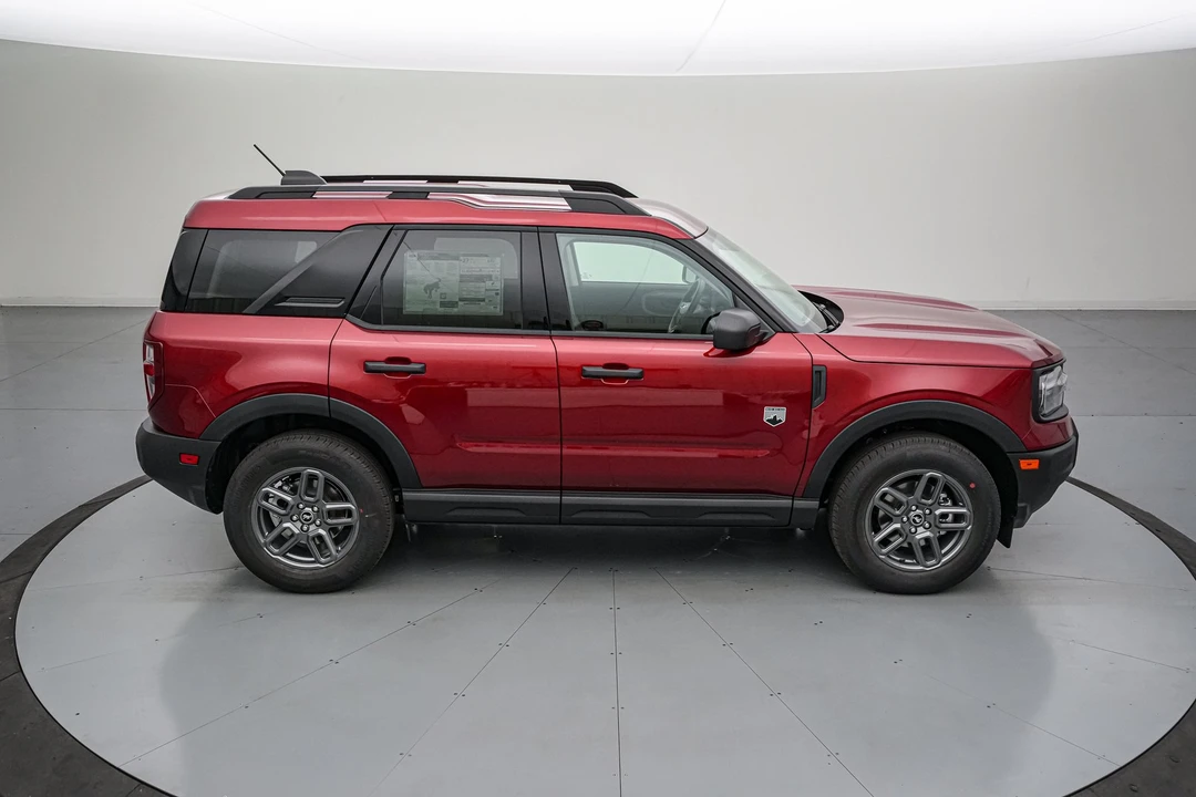 2026 Ford Bronco 6th Gen - Image 4 of 28