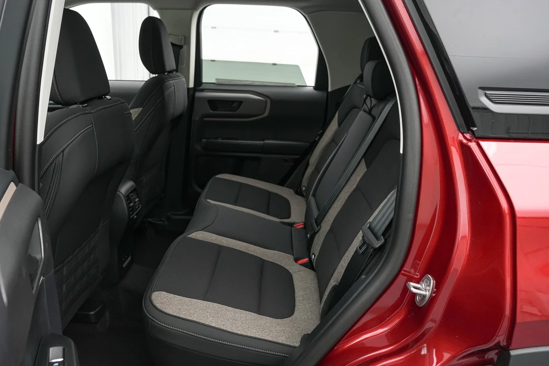 2026 Ford Bronco 6th Gen - Image 21 of 28