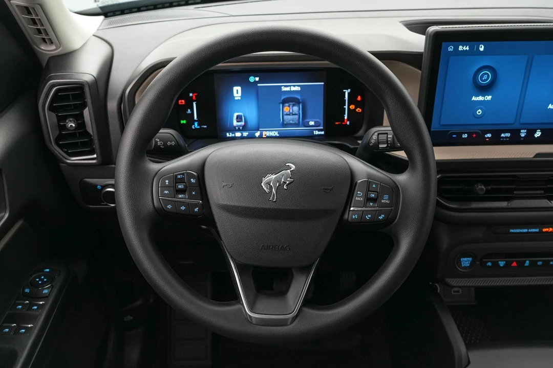 2026 Ford Bronco 6th Gen - Image 15 of 28