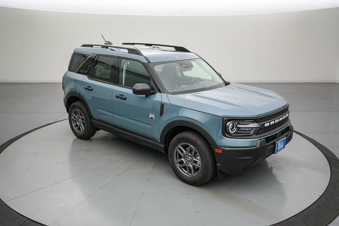 2026 Ford Bronco 6th Gen - Image 2 of 28