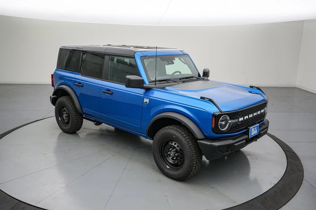 2026 Ford Bronco 6th Gen - Image 2 of 28