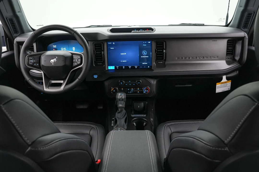 2026 Ford Bronco 6th Gen - Image 16 of 28