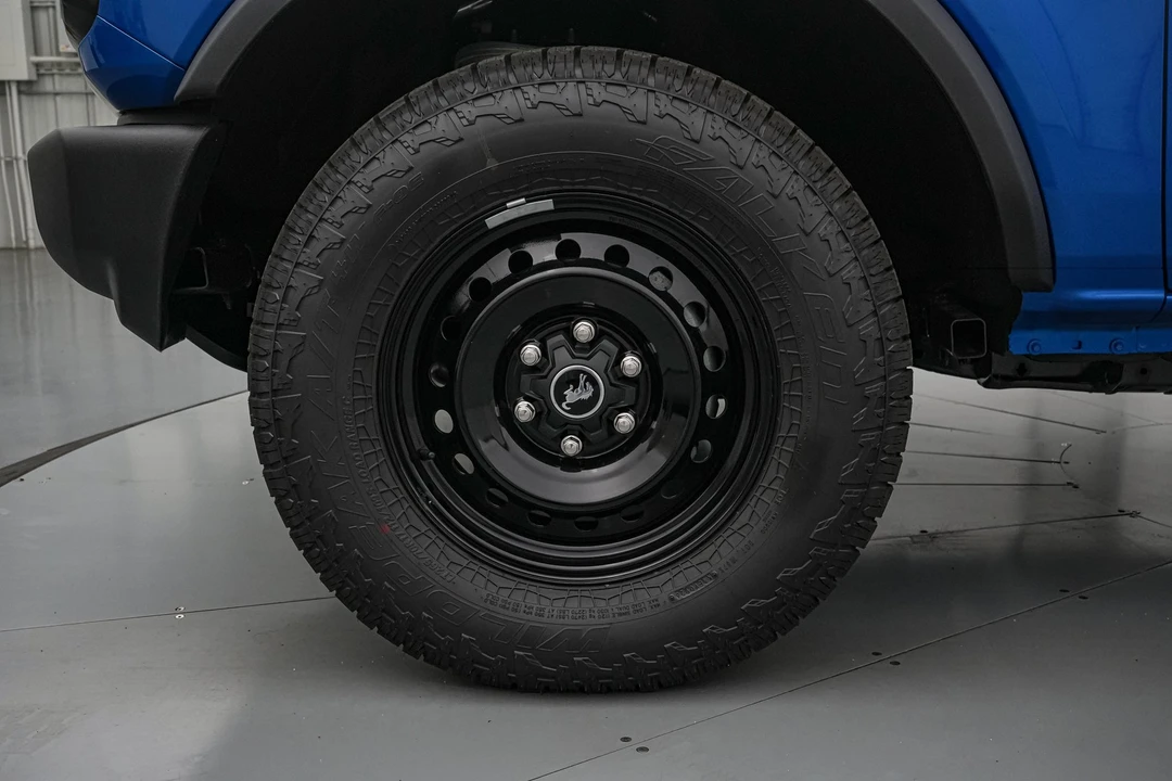 2026 Ford Bronco 6th Gen - Image 11 of 28