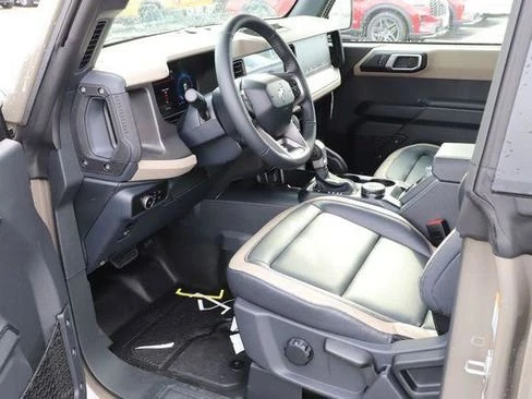2026 Ford Bronco 6th Gen - Image 11 of 20