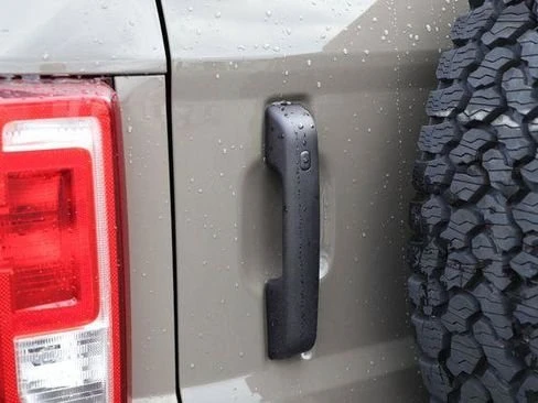 2026 Ford Bronco 6th Gen - Image 8 of 20