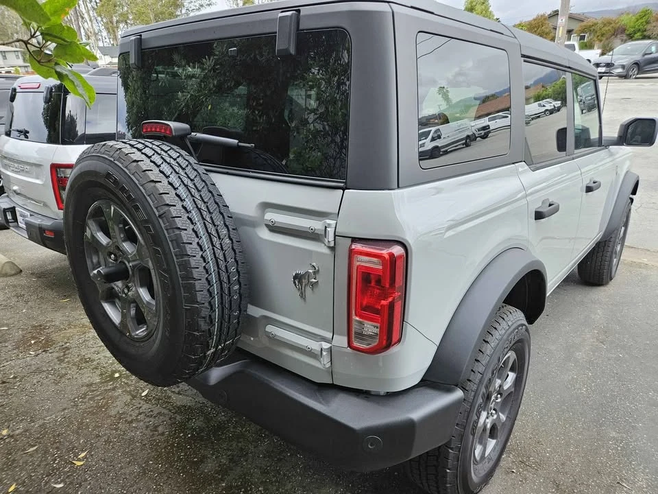 2026 Ford Bronco 6th Gen - Image 3 of 4