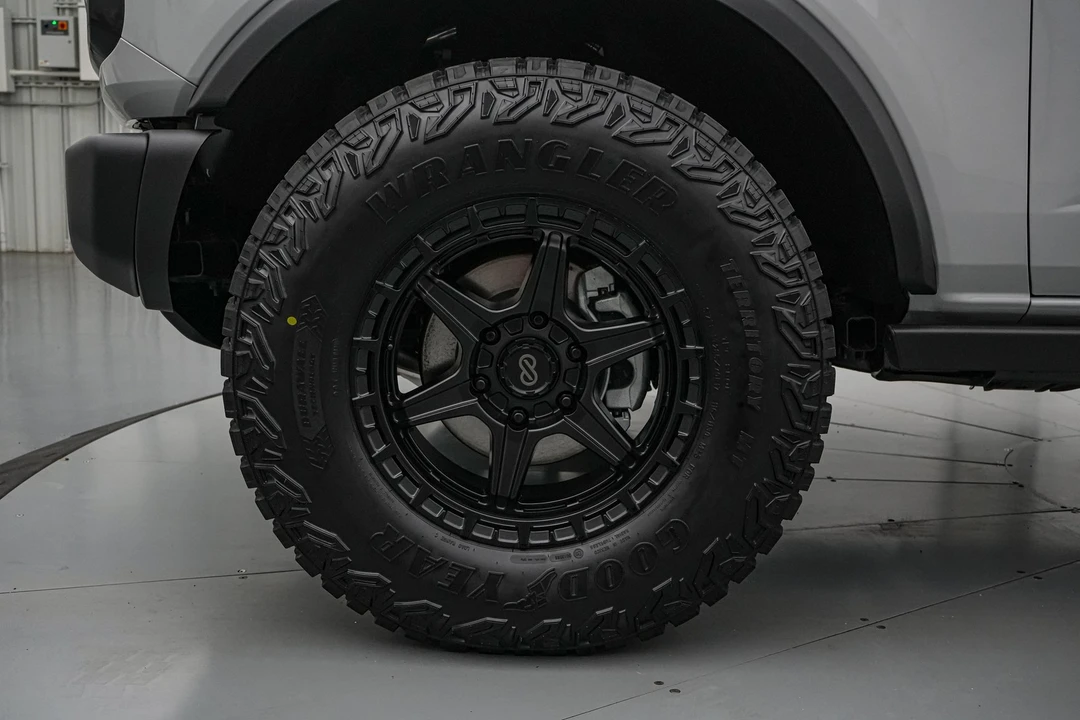 2026 Ford Bronco 6th Gen - Image 11 of 30