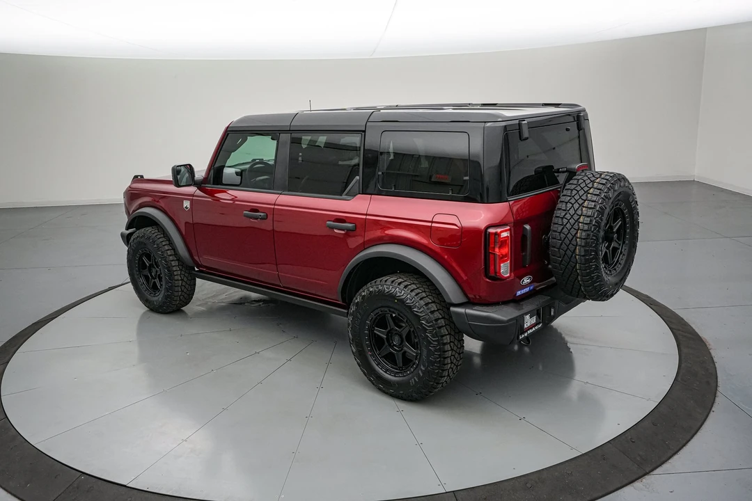 2026 Ford Bronco 6th Gen - Image 7 of 31