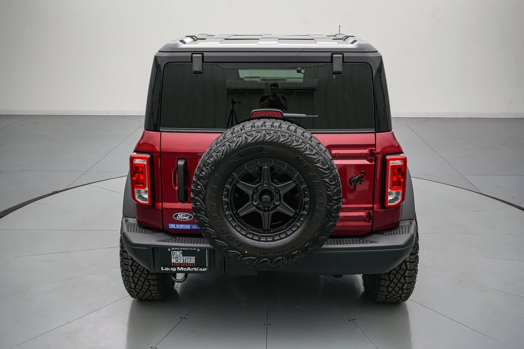 2026 Ford Bronco 6th Gen - Image 6 of 31