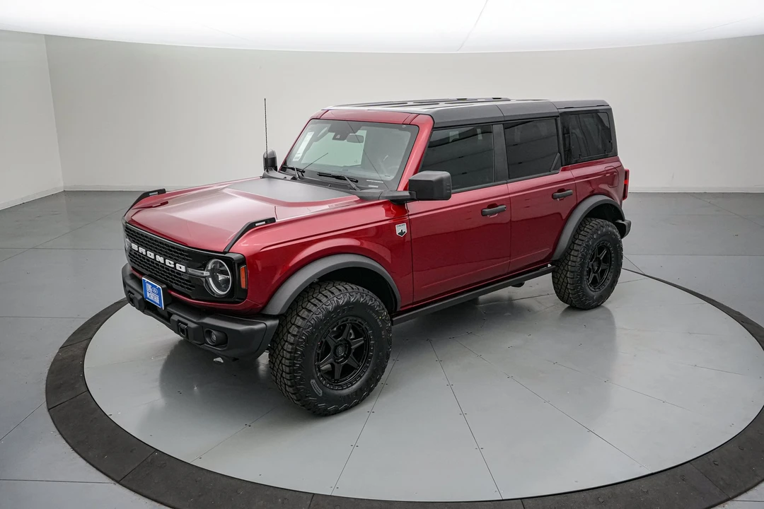 2026 Ford Bronco 6th Gen - Image 9 of 31