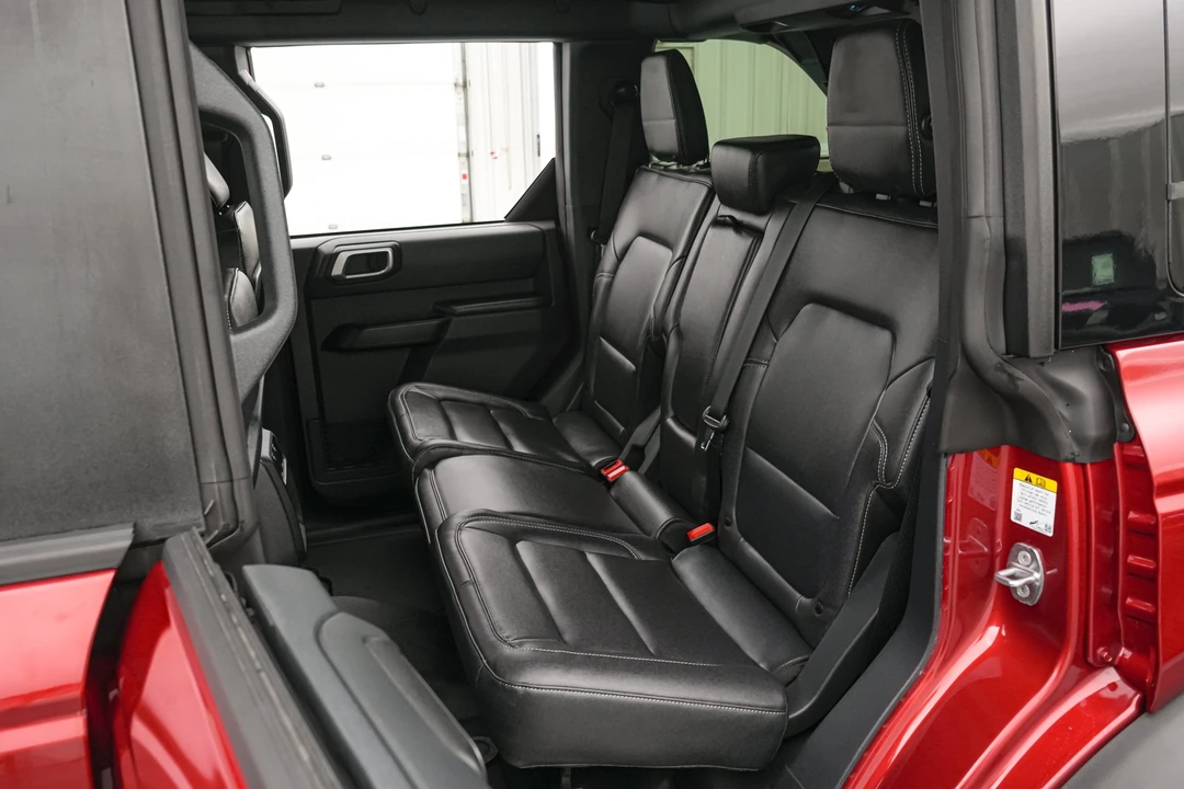 2026 Ford Bronco 6th Gen - Image 23 of 31