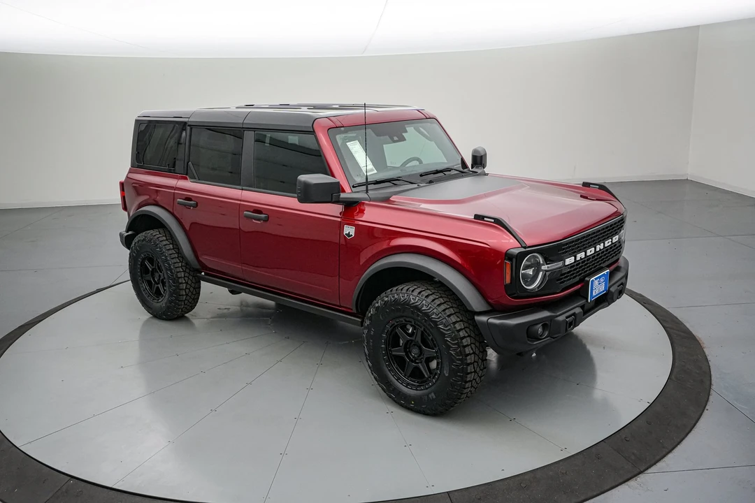 2026 Ford Bronco 6th Gen - Image 2 of 31