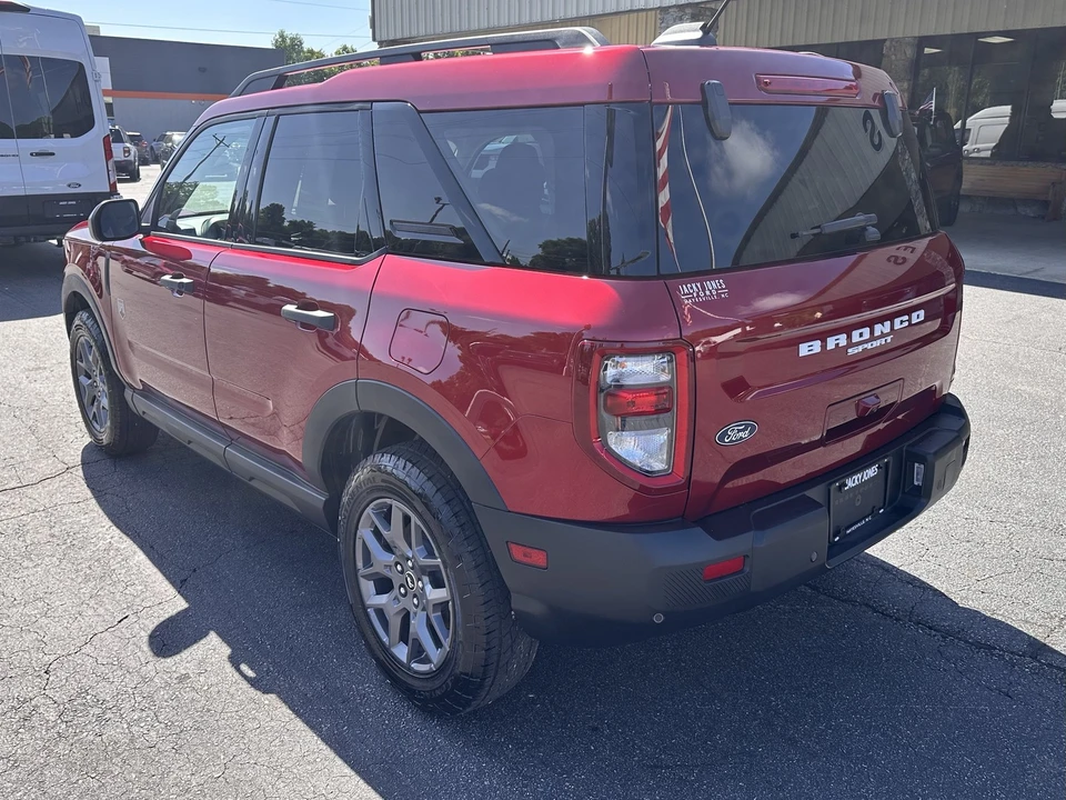 2026 Ford Bronco 6th Gen - Image 8 of 28
