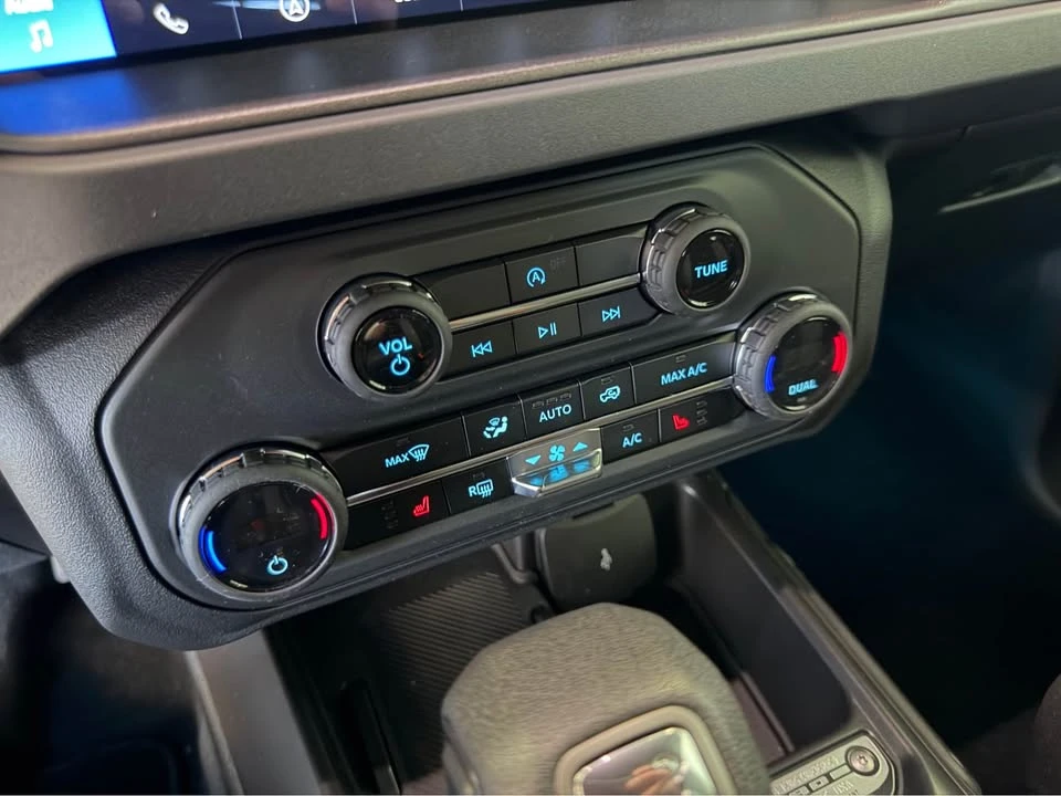 2026 Ford Bronco 6th Gen - Image 12 of 18
