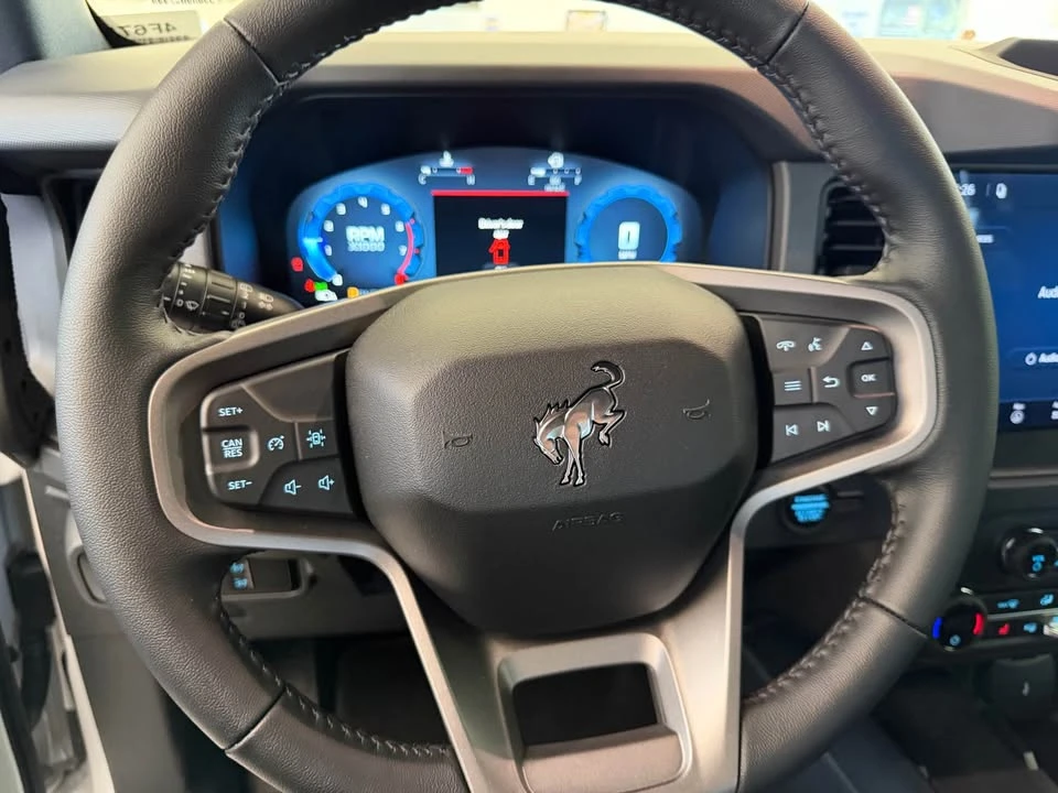 2026 Ford Bronco 6th Gen - Image 13 of 18