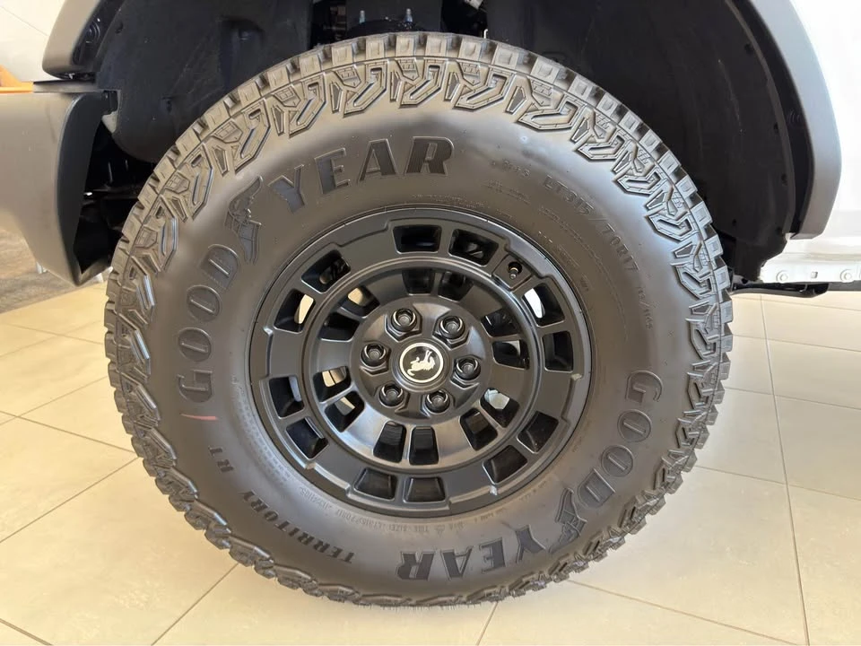 2026 Ford Bronco 6th Gen - Image 3 of 18