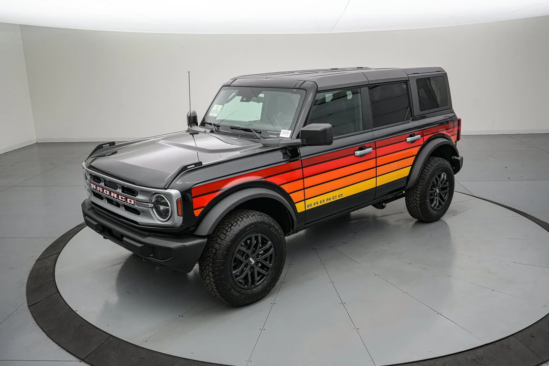 2026 Ford Bronco 6th Gen - Image 9 of 31