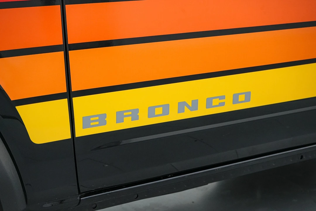2026 Ford Bronco 6th Gen - Image 15 of 31