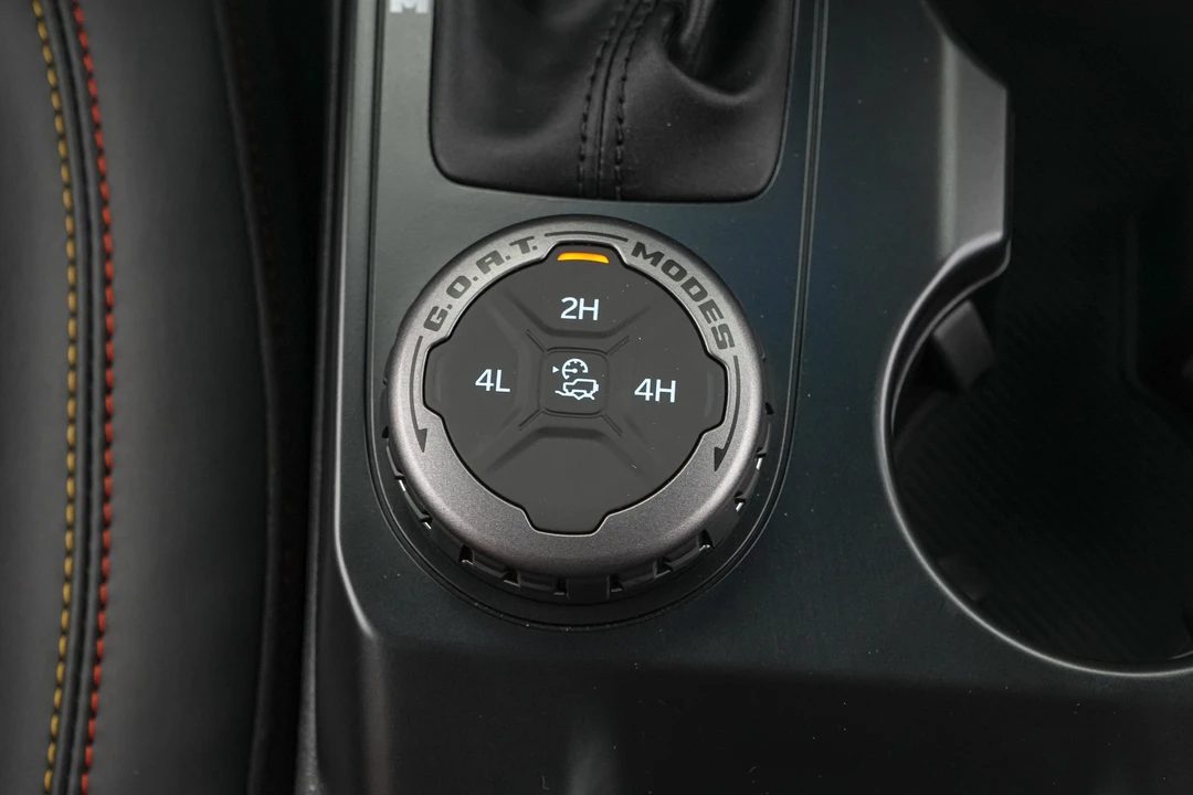 2026 Ford Bronco 6th Gen - Image 26 of 31