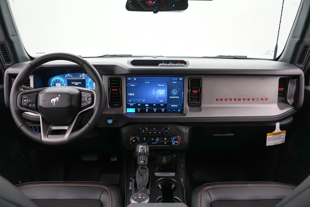 2026 Ford Bronco 6th Gen - Image 22 of 31