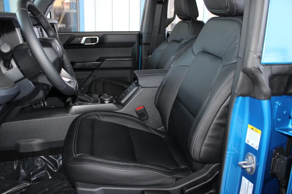 2026 Ford Bronco 6th Gen - Image 15 of 20