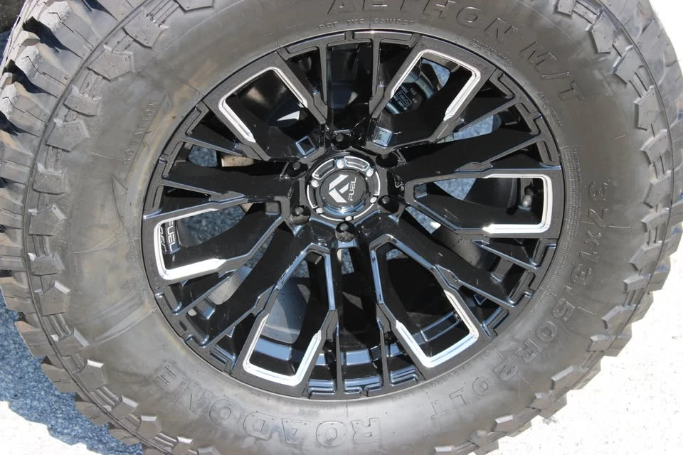 2026 Ford Bronco 6th Gen - Image 19 of 20