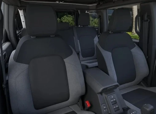 2026 Ford Bronco 6th Gen - Image 10 of 11